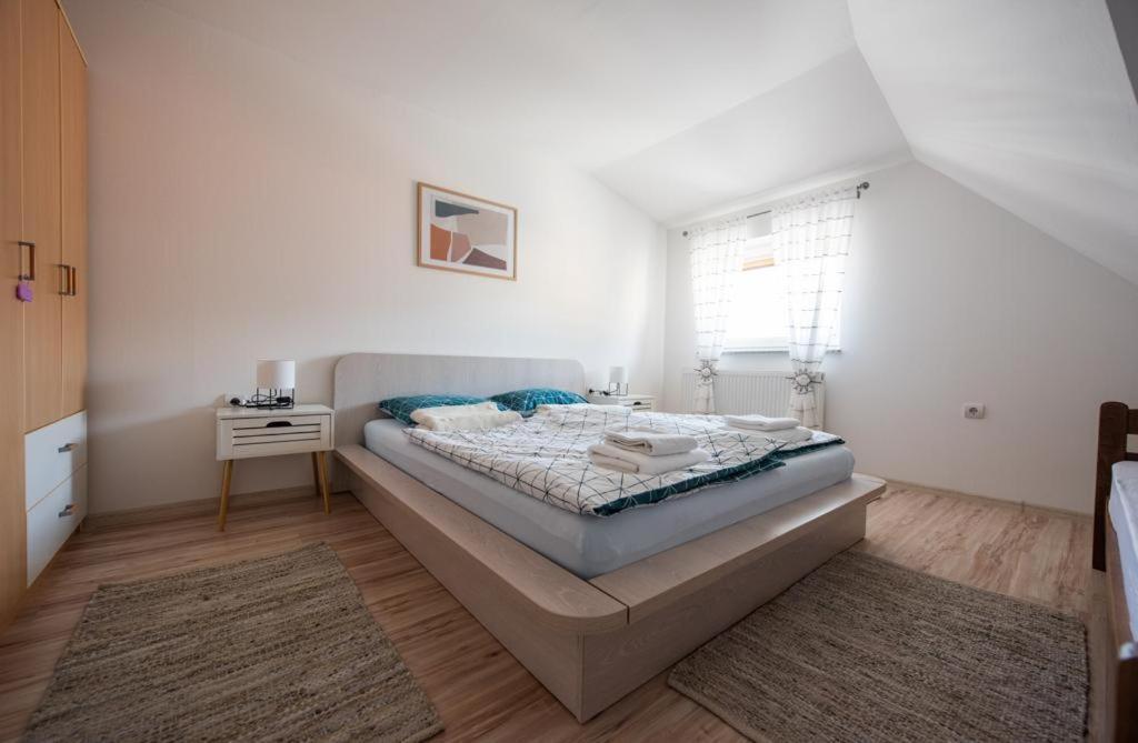 Apartman Luca 利夫诺 外观 照片